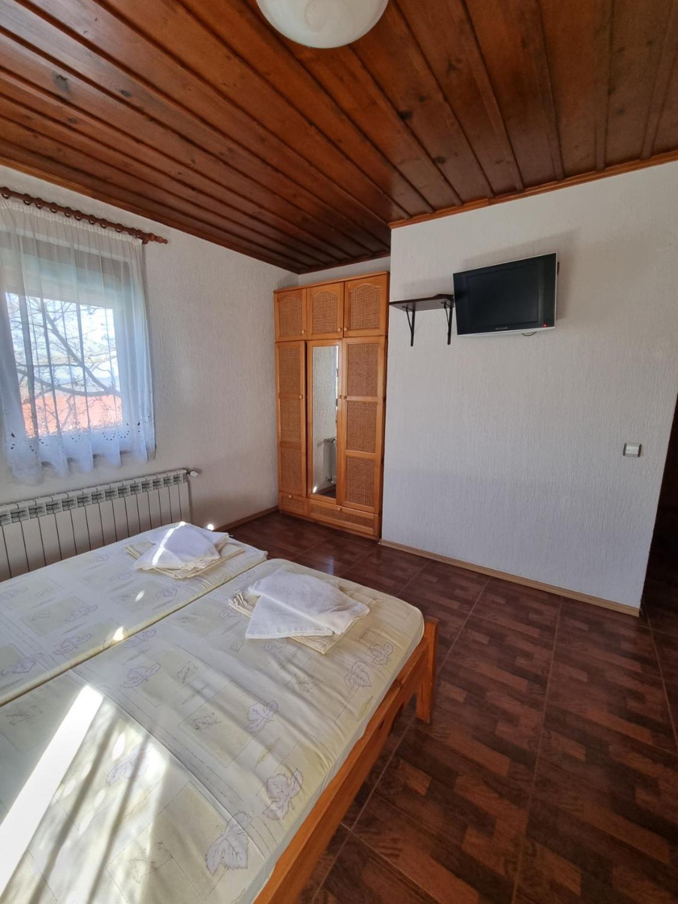 Къща За Гости Билдникс Malko Turnovo Bagian luar foto
